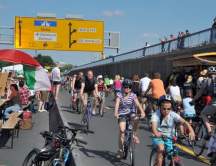 <http://www.fotofisch-berlin.de - Ruhr.2010_Still Leben A40