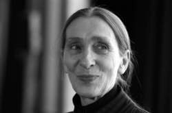 <http://www.fotofisch-berlin.de - Pina Bausch