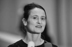 <http://www.fotofisch-berlin.de - Sasha Waltz