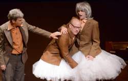 <http://www.fotofisch-berlin.de - NICO AND THE NAVIGATORS_SHAKESPEARES SONNETS