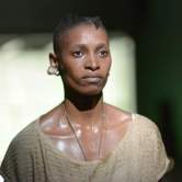 <http://www.fotofisch-berlin.de - Mamela Nyamza